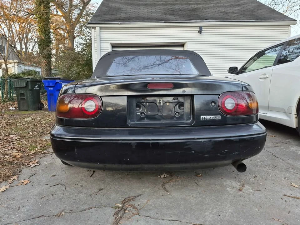 1997 Mazda NA MX-5 Miata - Image 6 of 17