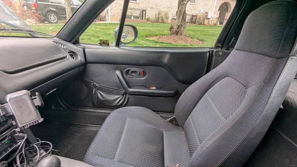 1997 Mazda NA MX-5 Miata - Image 9 of 19