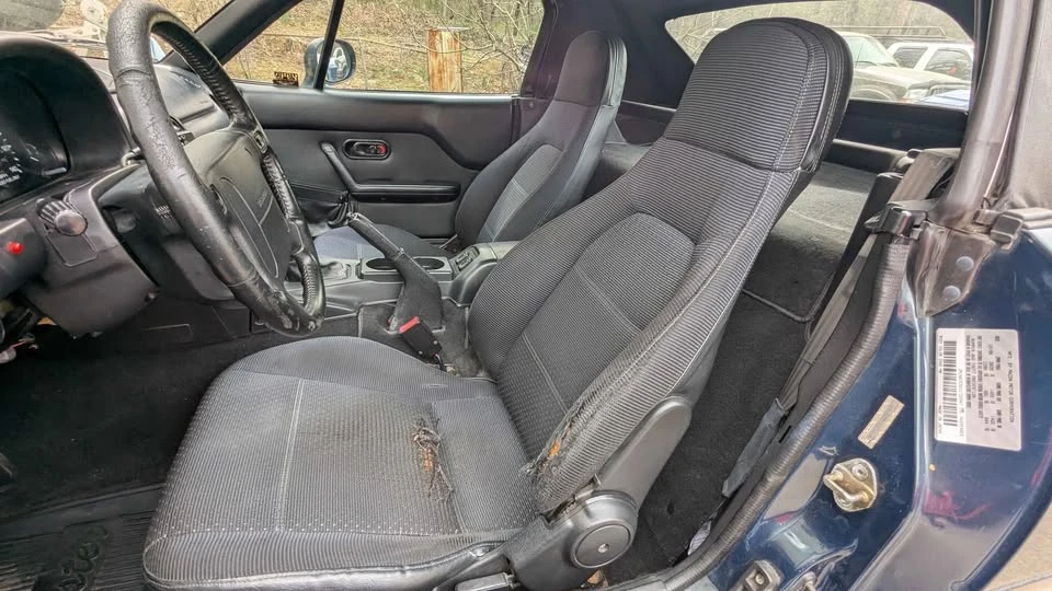 1997 Mazda NA MX-5 Miata - Image 15 of 19