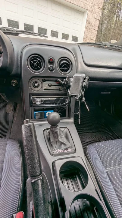 1997 Mazda NA MX-5 Miata - Image 13 of 19