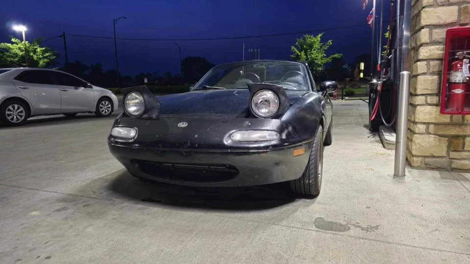 1997 Mazda NA MX-5 Miata - Image 2 of 5