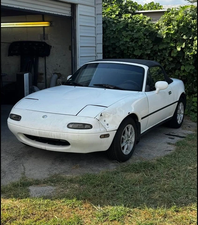 1997 Mazda NA MX-5 Miata - Image 3 of 5