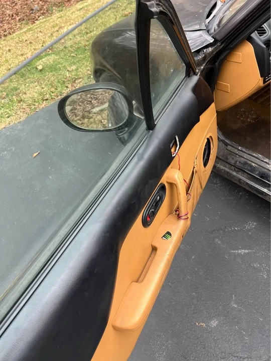 1997 Mazda NA MX-5 Miata - Image 3 of 6