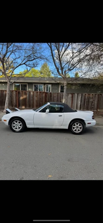 1997 Mazda NA MX-5 Miata - Image 2 of 5