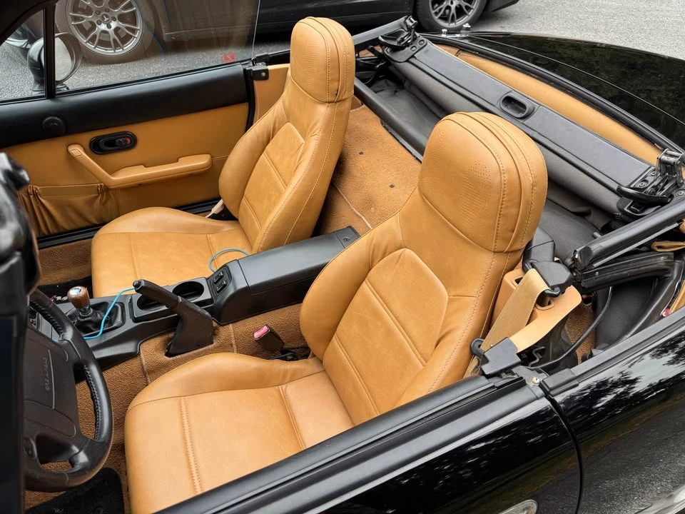 1997 Mazda NA MX-5 Miata - Image 7 of 12
