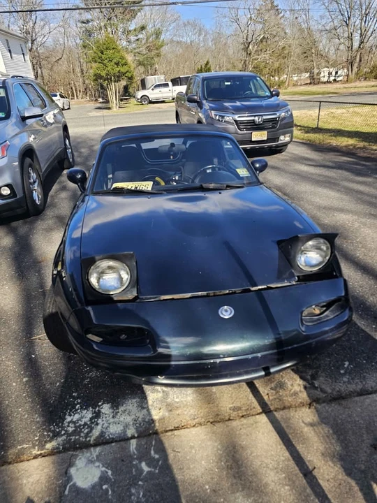 1997 Mazda NA MX-5 Miata - Image 2 of 3