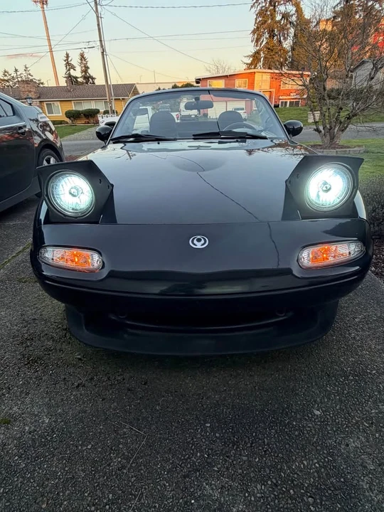 1997 Mazda NA MX-5 Miata - Image 16 of 19