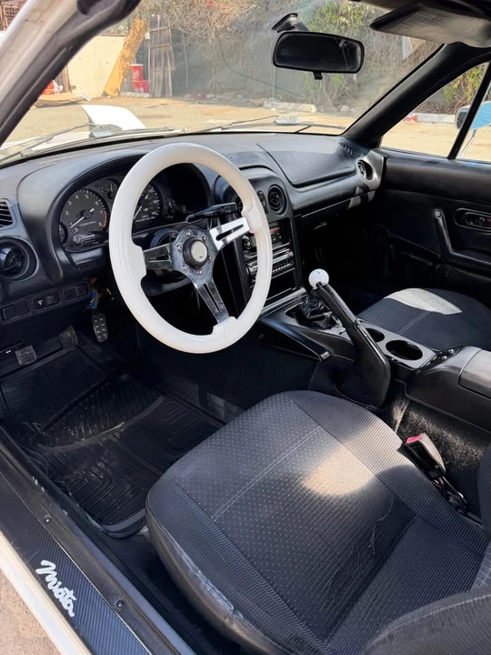 1997 Mazda NA MX-5 Miata - Image 10 of 10