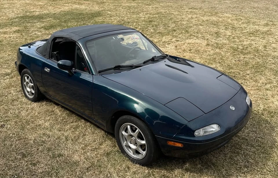 1997 Mazda NA MX-5 Miata - Image 2 of 20