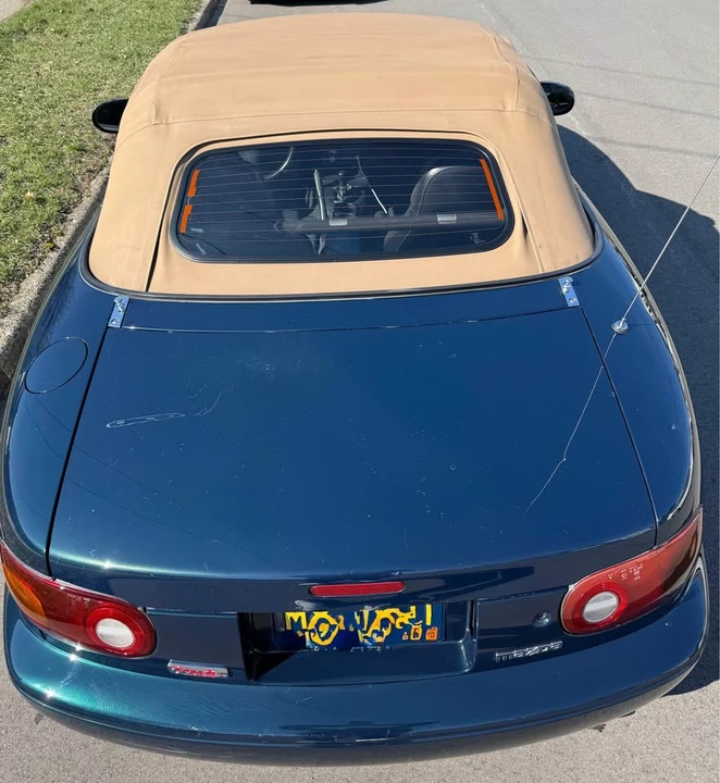 1997 Mazda NA MX-5 Miata - Image 10 of 19
