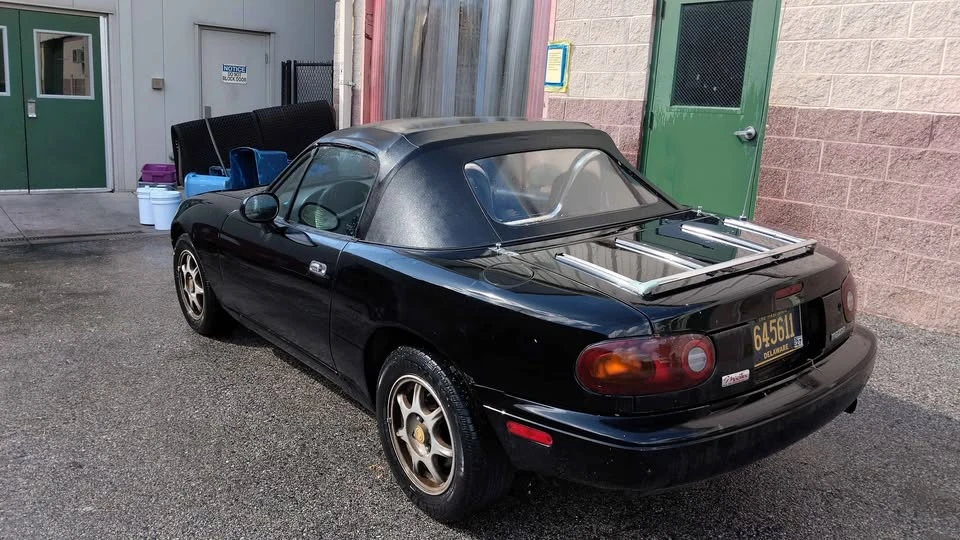 1997 Mazda NA MX-5 Miata - Image 19 of 20