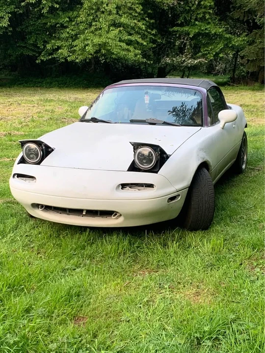 1997 Mazda NA MX-5 Miata - Image 2 of 9