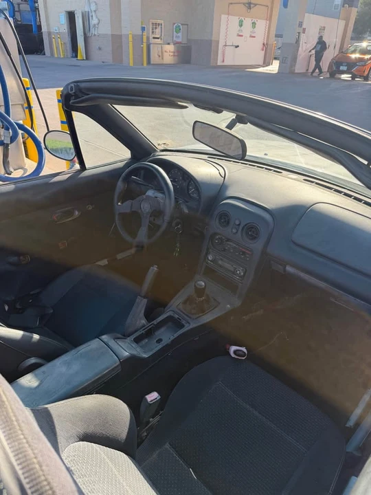 1997 Mazda NA MX-5 Miata - Image 6 of 7