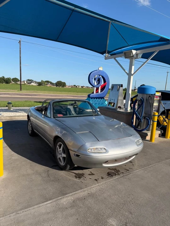 1997 Mazda NA MX-5 Miata - Image 5 of 7