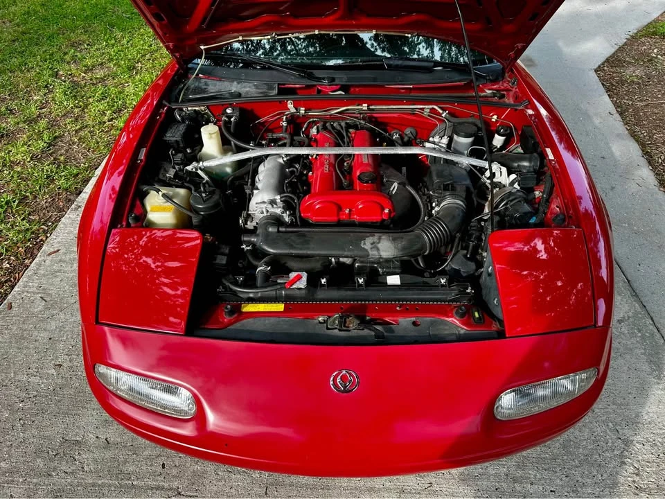 1997 Mazda NA MX-5 Miata - Image 12 of 15