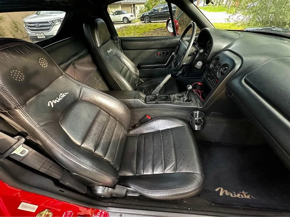 1997 Mazda NA MX-5 Miata - Image 15 of 15