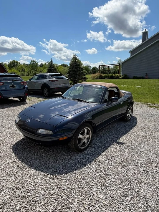 1997 Mazda NA MX-5 Miata - Image 6 of 10