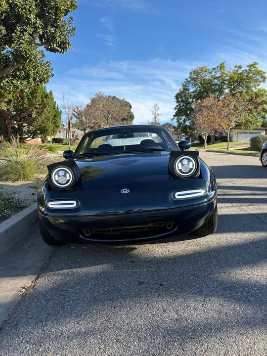 1997 Mazda NA MX-5 Miata - Image 3 of 10