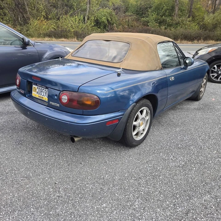 1997 Mazda NA MX-5 Miata - Image 3 of 8