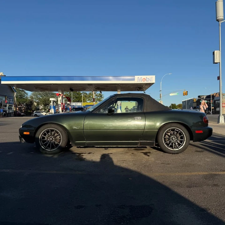 1997 Mazda NA MX-5 Miata - Image 4 of 5