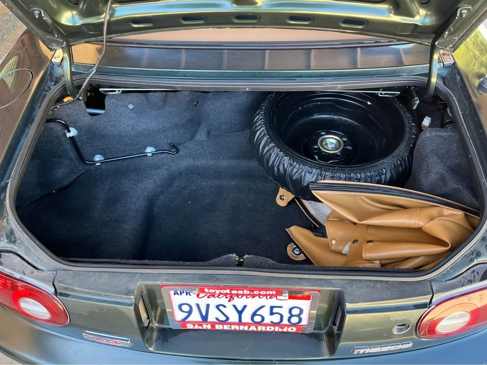 1997 Mazda NA MX-5 Miata - Image 9 of 16