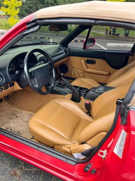 1997 Mazda NA MX-5 Miata - Image 10 of 13