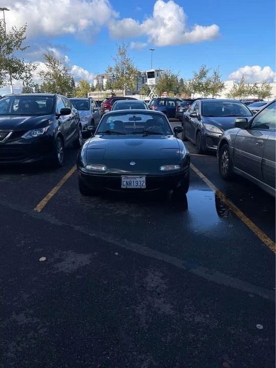1997 Mazda NA MX-5 Miata - Image 8 of 10