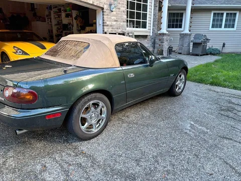1997 Mazda MX-5 Miata M-Edition