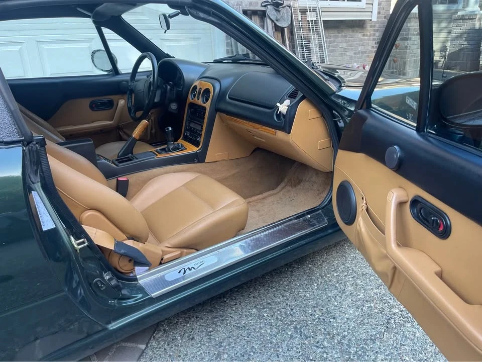 1997 Mazda NA MX-5 Miata - Image 4 of 10