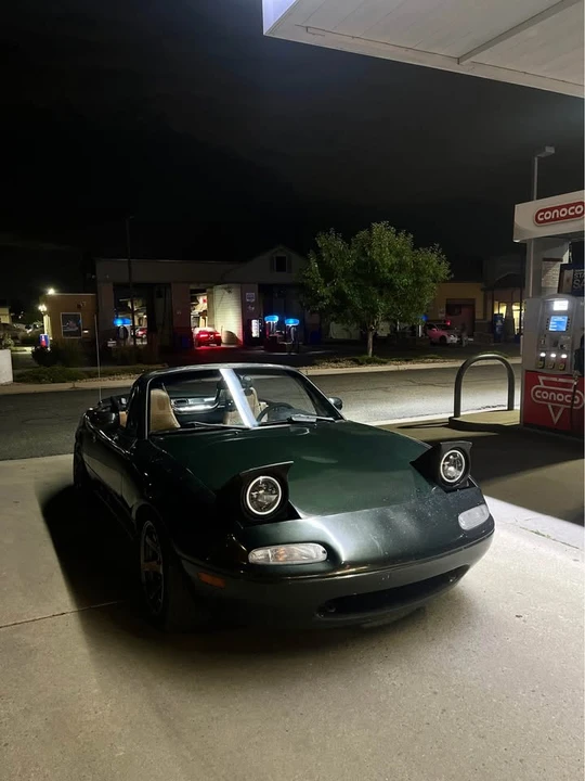 1997 Mazda NA MX-5 Miata - Image 2 of 8