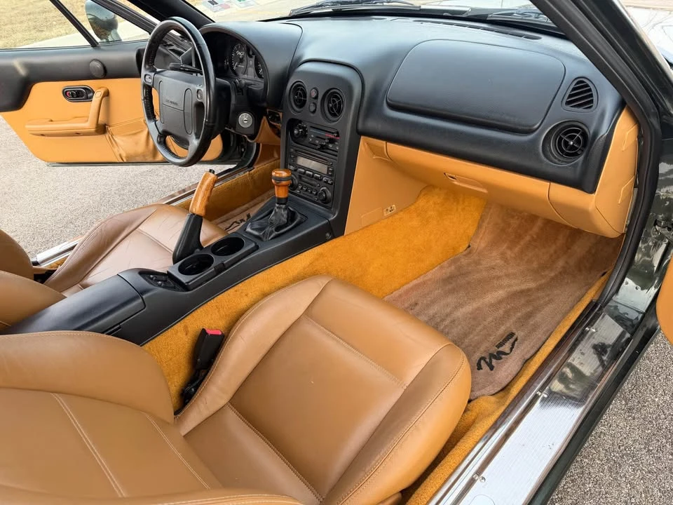 1997 Mazda NA MX-5 Miata - Image 14 of 20