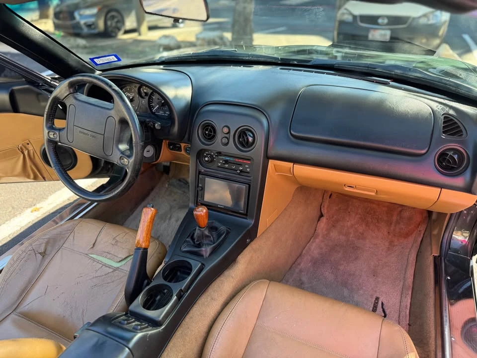 1997 Mazda NA MX-5 Miata - Image 13 of 15