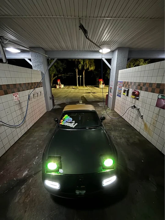 1997 Mazda NA MX-5 Miata - Image 4 of 7