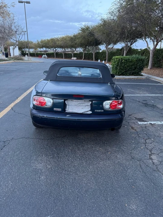 1997 Mazda NA MX-5 Miata - Image 6 of 7