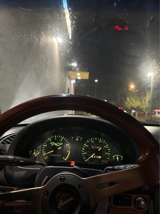 1997 Mazda NA MX-5 Miata - Image 5 of 7
