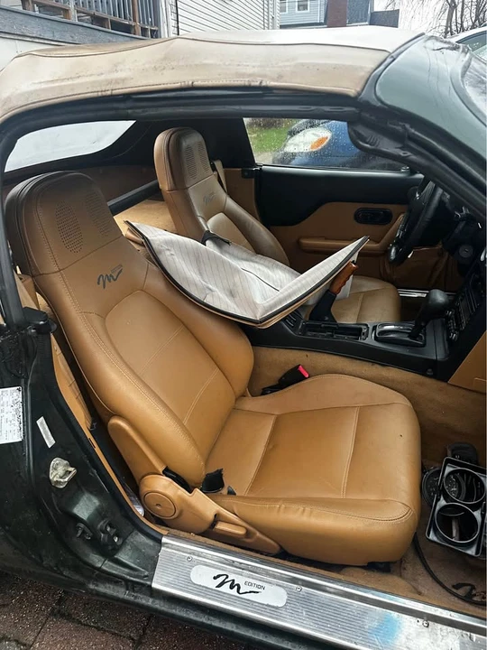 1997 Mazda NA MX-5 Miata - Image 2 of 20