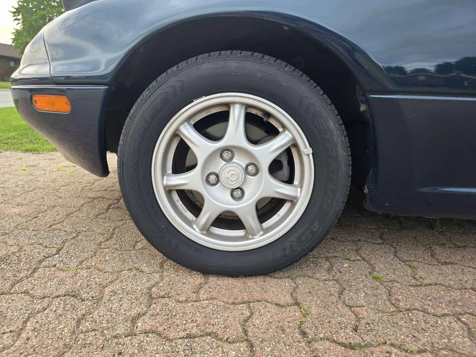 1997 Mazda NA MX-5 Miata - Image 15 of 16