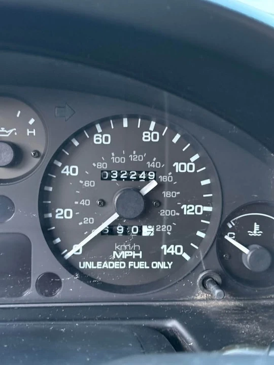 1997 Mazda NA MX-5 Miata - Image 5 of 6