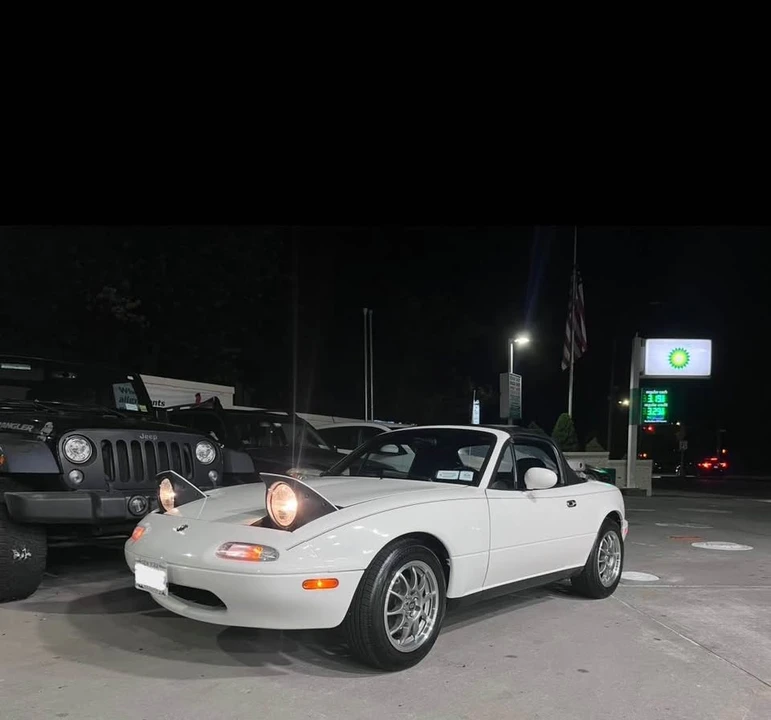 1997 Mazda NA MX-5 Miata - Image 3 of 9