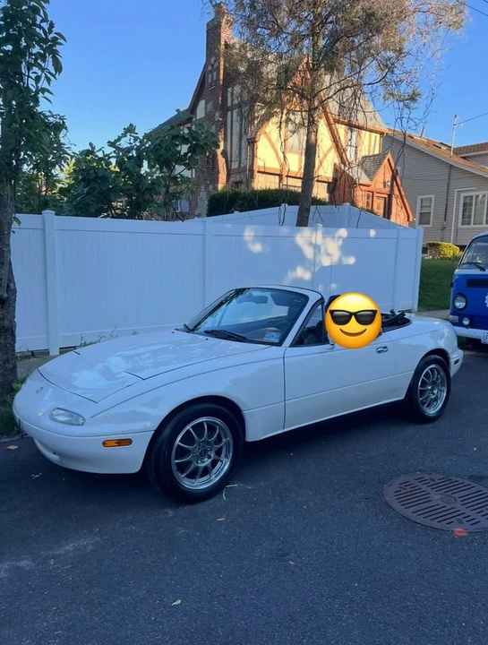 1997 Mazda NA MX-5 Miata - Image 2 of 9