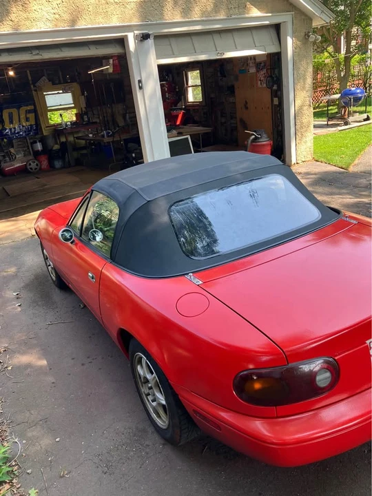 1997 Mazda NA MX-5 Miata - Image 4 of 9