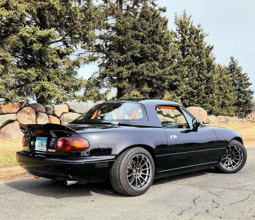 1997 Mazda NA MX-5 Miata - Image 2 of 19