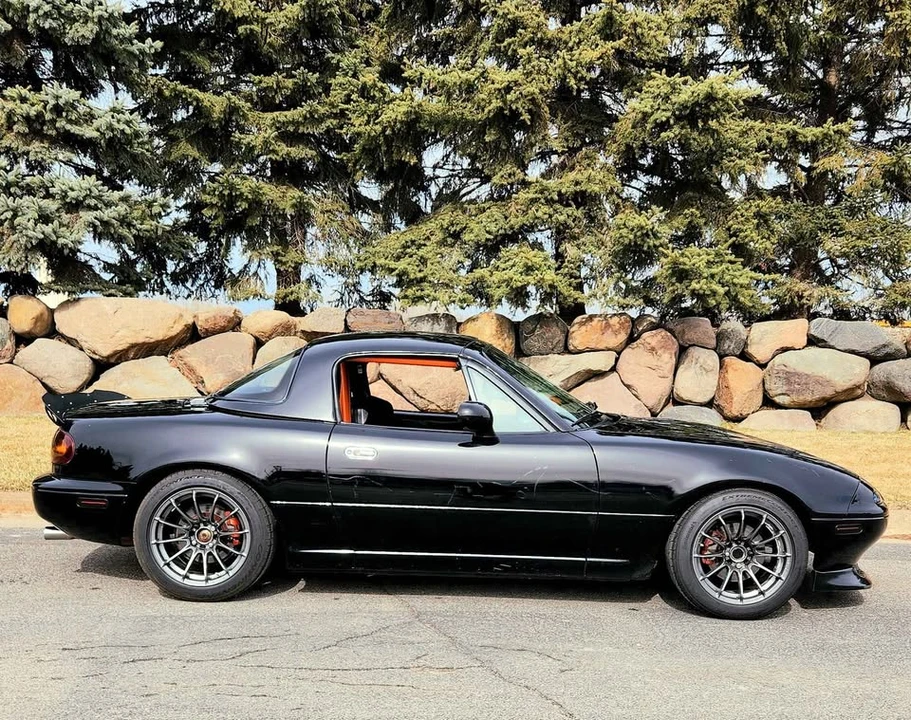 1997 Mazda NA MX-5 Miata - Image 5 of 19