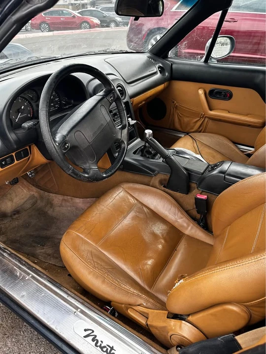 1997 Mazda NA MX-5 Miata - Image 7 of 9