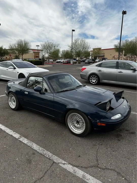 1997 Mazda NA MX-5 Miata - Image 5 of 9