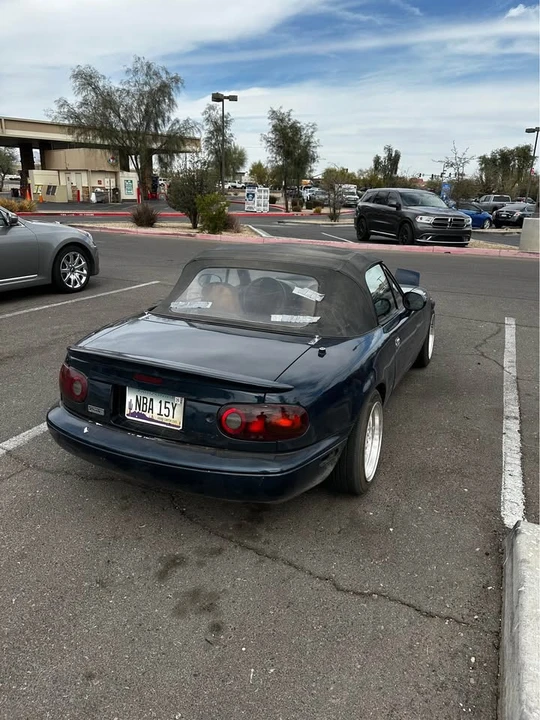 1997 Mazda NA MX-5 Miata - Image 4 of 9