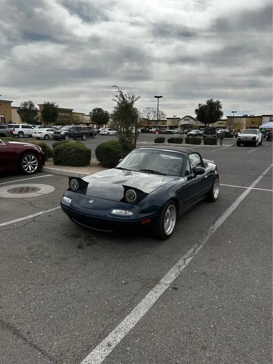 1997 Mazda NA MX-5 Miata - Image 8 of 9