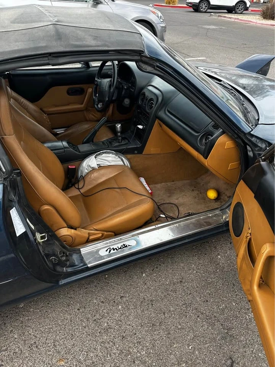 1997 Mazda NA MX-5 Miata - Image 2 of 9