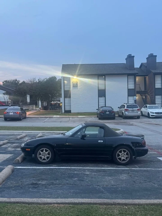 1997 Mazda NA MX-5 Miata - Image 3 of 12