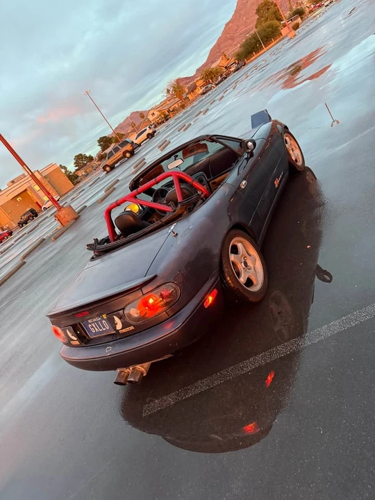 1997 Mazda NA MX-5 Miata - Image 2 of 11